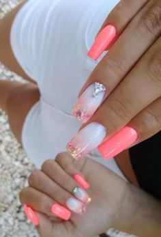 Apricot Nails, Volleyball Nails, Acrylic Nails Stiletto, Pink Nail Art Designs, Ombre Acrylic Nails, Nail Jewels, Glamour Nails