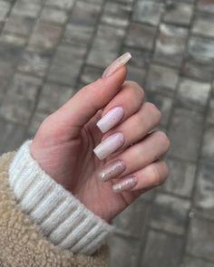 35 Cute Winter Nails Ideas to Keep Your Style Festive and Chic All Season Long Winter Acrylic Nails, Acrylic Nails Ideas, Winter Nails Acrylic, Classic French Manicure, Seasonal Nails