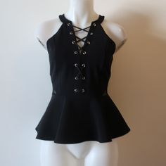 Nwt Womens Parker Samara Black Sleeveless Lace-Up Peplum Wais Top S * Ticketed Price: $220- Size: Small Color: Black Samara Top Sleeveless Back Zipper Closure Material: 89% Polyester 11% Polyurethane Measurements (Flat): Armpit: 16 3/4" Waist: 18.5" Length: 26" Nwt, New With Tags. .Jme_lvn134-4** Creepy Wedding, Floral Print Tops Blouses, Tie Dye Blouse, White Blouse Top, Black Floral Blouse, Leopard Blouse, High Low Blouse, Black Blouse Long Sleeve, Balloon Sleeve Blouse