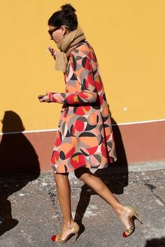 Marni dress :: Color + neutrals :: Giovanna Battaglia Street Style Vintage, Parisienne Chic, Parisian Chic, Street Style Looks, Street Chic