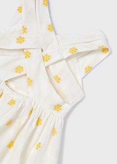 Boost your little girl's sunny spirit with our Linen Floral Dress! Made of 100% cotton with a linen feel, this dress is as comfy as it is stylish. The vibrant yellow hue and delicate flower pattern are sure to brighten up any day. Perfect for playful and fun-loving girls! Lehanga For Kids, Fashion Illustrations Techniques, Summer Outfits Kids, Baby Trend, Cream Yellow, Frocks For Girls, White Floral Dress