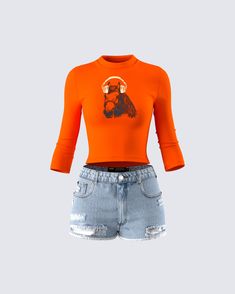 Graphic Tees Outfit, Orange Graphic Tee, Tees Outfit, Autumn Palette, Orange Graphic, Pumpkin Patch Outfit