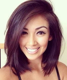 Stylish Bob Haircut for Straight Hairstyles Edgy Bob, Layers Medium, Haircut Medium, Haircut Straight, Fishtail Braid, 2015 Hairstyles, Hair Medium, Short Hairstyle, Round Faces