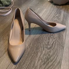 Never Worn. Glossy. Smoke Free Home. H&m Heels For Spring Party, Chic Formal Heels By H&m, Elegant H&m Heels For Spring, Elegant H&m Heels For Formal Occasions, Chic High Heel H&m Heels, H&m High Heel Party Heels, H&m Heels, Gold Block Heels, Shoes Nude