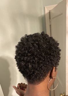 Short Hair With Dye For Black Women, Hair Color Ideas For Short Black Hair, Short Tapered Afro 4c Hair, Short Hair 4c Natural, Short Afro Haircuts For Women, Twa Haircuts Tapered, Tapered Hair Women, Short Coily Haircuts, Big Chop Natural Hair Tapered Twa