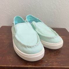 Never Worn, Sperry Top Sizers. 4m Youth Blue Canvas Shoes With Rubber Sole, Closed Toe, Casual Blue Loafers With Round Toe, Casual Blue Loafers For Spring, Blue Spring Loafers, Comfortable Blue Loafers With Round Toe, Casual Summer Sneakers With Soft Sole, Trendy Light Blue Slip-on Sneakers, Casual Blue Canvas Shoes With Closed Toe, Trendy Blue Closed Toe Sneakers