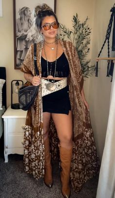 Kamryn Boots curated on LTK Boho Duster Outfit, Boho Mom Outfits, Boho Plus Size Outfits, Finding Style, Hippy Fashion, Boho Festival Outfit, Closet Candy, Boho Outfit, Boho Style Outfits