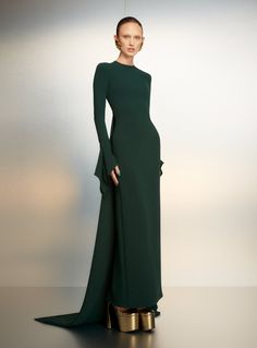 The Blake Maxi Dress in Emerald Green – Solace London US Dark Green Wedding, Modest Formal Dresses, Green Long Sleeve Dress, Solace London, Dark Green Dress, Long Sleeve Evening Gowns, Emerald Green Dresses, Long Sleeve Wedding Dress Lace, Green Gown