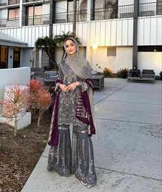 Eid Outfits Pakistani, Desi Wedding Dresses, Pakistani Wedding Outfits, Muslim Fashion Hijab Outfits, Desi Fashion Casual, Pakistani Fancy Dresses, Pakistani Fashion Party Wear, Beautiful Pakistani Dresses