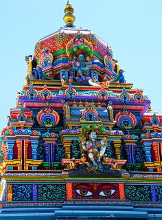 Hindu Temple, Place Of Worship, Incredible India, Beautiful Buildings, Anthropology, Papua New Guinea, Places Around The World, Amazing Architecture, Kolkata