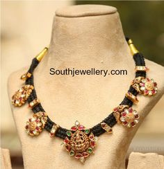 Dori Designs, Lakshmi Pendant, Pure Gold Jewellery, Buy Gold Jewelry