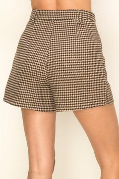 FOR YOU HOUNDSTOOTH HIGH-WAIST SHORTS Brand: Hyfve Style: HF22F756 Fabric: 80% POLYESTER 10% COTTON 10% ACRYLIC Details: TRAVEL AROUND THE TOWN LOOKING CHIC IN THESE SHORTS! THIS GORGEOUS PAIR HAS BEEN CUT WITH A HIGH-RISE SILHOUETTE THAT FEATURES BELT LOOPS. SLIGHTLY LOOSE FIT DESIGN ALLOWS FOR A COMFORTABLE WEAR FOR LONG HOURS. 80% POLYESTER 10% COTTON 10% ACRYLIC IMPORTED. DESIGNED IN THE USA MODEL IS 5' 9" TALL, 34C" CHEST, 24" WAIST AND 35" HIPS AND WEARING A SIZE SMALL Houndstooth Fabric, Vegas Style, Black High Waisted Shorts, High Waist Shorts, Long Hours, Suit Accessories, Long Shorts, High Waisted Shorts, Jumpsuit Romper