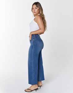 Wash: Rowena DESCRIPTION Noemi, our high-rise wide leg crop. Featuring classic 5-pocket styling and antique nickel hardware. Fits true to size. STYLE#EW2001076 FABRIC + CARE Power Stretch.[ 67% Cotton / 28% Polyester / 4% Rayon / 1% Spandex ] Machine wash cold with like colors, do not bleach, tumble dry low, low iron if needed. DETAILS Points of Measure Size 27: front rise 12" leg opening 21" inseam 26.5" Model is 5`9" and wearing a size 26SIZE GUIDE SEE OUR FIT GUIDE Can't find your size?Email our customer service team to help! cs@unpublishedcollection.com or find the store near you from our STOCKISTS' page. Low Low, Nickel Hardware, Low Iron, Fabric Care, Customer Service, Wide Leg, High Rise, Product Description, Fabric