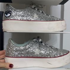 These Shoes Are So Gorgeous And Glittery. They Give A Nice Platform And They’re So Comfortable Bright Shoes, Shoes Color, Womens Converse, Converse Shoes, Super Cool, Womens Shoes Sneakers, Converse, Shoes Sneakers, Women Shoes