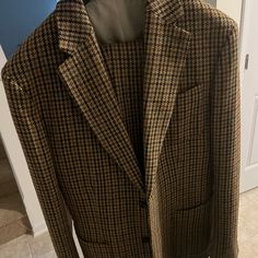 The Pants Haven’t Been Worn And The Jacket Was Worn Just 2 Times. They Just Like New. Pants Are 34regular And Jacket Is 40l. Casual Brown Suit With Welt Pockets, Tailored Brown Suit With Long Sleeves, Casual Brown Suit With Pockets, Brown Long Sleeve Suit For Fall, Brown Fall Suits With Lapel Collar, Brown Suit For Business Casual In Fall, Brown Single-breasted Suits For Fall, Fitted Brown Fall Suit, Fitted Brown Suits For Fall