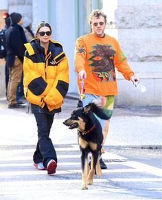 Socks Over Jeans, Emily Ratajkowski Dog, Dog Walking Outfit, North Face Coat, Black Leather Coat, Walking Outfits, Slouchy Boots, Downtown New York, Trending Boots