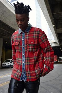 An oversized fit plaid jacket with a unique denim contrast collar and placket.It features white paint splatters and subtle distressed detail on the denim part, topped with two button-down chest pockets and side welt pockets.Flannel shacket with denim contrast Size Chest (Half Measure) (in) Front Body Length (in) Sleeve (in) M 22.5" 29" 25.5" L 24" 30" 26" XL 25.5" 31" 26.5" Fabric Contents: 100% Cotton Flannel Shacket, Sweatshirt Jean Jacket, Women Cargo Pants, Paint Splatters, Maternity Swimsuit, Flannel Jacket, Mens Flannel, Oversize Fashion, Contrast Collar