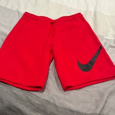 Nwot 10/10 Great Condition Red Athleisure Shorts For Loungewear, Red Sportswear Bottoms For Leisure, Red Cotton Leisure Shorts, Red Athletic Shorts For Spring In Athleisure Style, Sporty Red Shorts For Loungewear, Red Short Sportswear Bottoms, Leisure Red Bottoms With Pockets, Red Cotton Athletic Shorts For Sports, Casual University Red Bottoms With Pockets