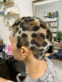 Unique Guy Hairstyles, Leopard Print Buzzcut, Cheetah Print Buzzcut, Leopard Buzzcut, Buzzcut Dye Design, Buzz Cut Dyed Hair Men, Colorful Buzzcut, Dyed Buzzcut Design, Dyed Buzzcut Men