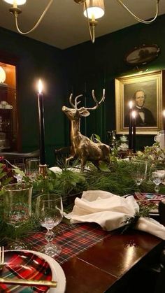 Ralph Lauren Thanksgiving Table, Christmas Ralph Lauren, Ralph Lauren Christmas Decor, Tartan Christmas Decorations, Thanksgiving Table Decor Ideas, Scottish Christmas, 90s Chic, Thanksgiving Table Decor