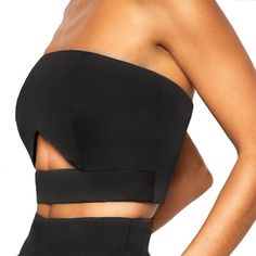 MOBO is our strapless crop top with triangular front cut-out. Added boning for built-in structure and support. Made to order in Toronto, Canada. Please make sure you've checked our size guide before placing your order. PLEASE NOTE | This top will be made to order specially for you and will be shipped within 1-2 weeks. If you need your item urgently contact sales@israellakobla.com to see how we can cater to you. DETAILS Fully lined Exposed zipper fastening at the centre back Model is wearing a si Evening Bandeau Crop Top With Built-in Bra, Strapless Tube Top With Removable Bra Pads For Party, Strapless Crop Top With Built-in Bra For Evening, Strapless Evening Crop Top With Built-in Bra, Bandeau Tube Top With Boning For Evening, Evening Bandeau Tube Top With Boning, Bandeau Tube Top With Boning For Night Out, Modern Fitted Crop Top For Night Out, Fitted Modern Crop Top For Night Out