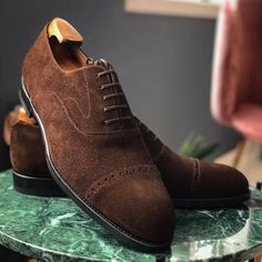 Men+Shoes 100%+Handmade Upper+made+with+Cow+Leather Lining+made+with+Cow+Leather Sole+made+with+Cow+Leather Heel+made+with+Cow+Leather Custom+Size+and+Design+Option+Available+ Ship+through+Express+shipping+option+ Handling+time+7-10+days. Office Shoe, Brown Suede Shoes, Suede Shoes Men, Oxford Shoes Brown, Brown Oxford Shoes, Shoes Office, Leather Shoes For Men, Quality Leather Boots, Shoe Making