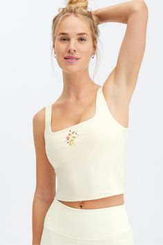 Lydia Built-In Bra Tank Fabletics Egret/Cosmic Floral female Activewear >> Womens >> Tops >> Tanks regular Yoga and Studio Built-in Bra/Removable Bra Cups Features a flattering square neckline Stylish Workout Clothes, Upcycle Clothes Diy, Women's Sportswear, Bra Tank, Vogue Covers, Boho Chic Outfits, Cute Tank Tops, Knit Style, Cool Fits