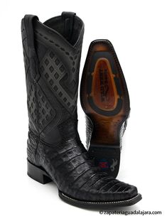 WW-2768205 NARROW SQUARE TOE CAIMAN BELLY BLACK | Genuine Leather Vaquero Boots and Cowboy Hats | Zapateria Guadalajara | Authentic Mexican Western Wear Types Of Cowboy Boots, Black Square Toe Boots, Best Cowboy Boots, Gentleman Fashion, Custom Cowboy Boots, Botas Western, Rodeo Boots, West Boots, Alligator Boots