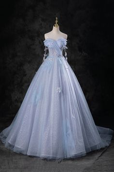 Cinderella Inspired Dress Prom, Ethereal Prom Dress Elegant, Blue Princess Dress Aesthetic, Blue Fairytale Dress, Blue Gowns Elegant, Blue Ball Gown Prom Dresses, Ethereal Prom Dress, Light Blue Prom Dresses, Poofy Prom Dresses