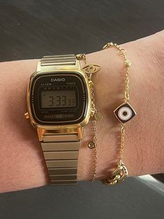 Watches Women With Numbers, Modern Watches Women, Casio Vintage Watch Woman Gold, Casio Vintage Watch Woman Rose Gold, Gold Casio Watch Woman, Casio Gold Watch Woman, Casio La670, Casio Watch Outfit, Casio Aesthetic