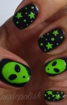 Alien Nails Alien Nail Art, Art Playlist, Alien Nails, Girls Nail Designs, Unicorn Nails, Galaxy Nails, Glow Nails