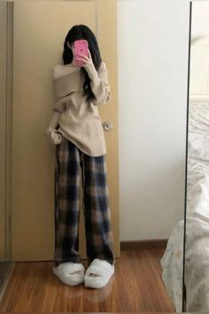 Comfy Korean Outfits, Douyin Fashion, Korean Fashion Work, Fashion Outfits Korean, Street Style Outfits Casual, Night Suit For Women, Easy Diy Clothes, Korean Fashion Kpop, Outfit Korean