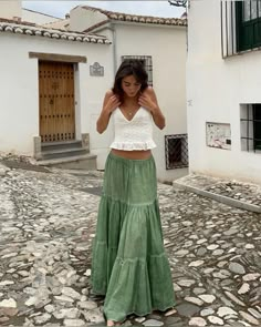 Look Da Festival, Greece Outfit, Mode Hippie, Europe Outfits, Italy Outfits, Outfit Inspo Summer, Euro Summer, Mode Inspo, European Summer