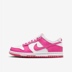 Pink Nike Dunks Never Worn And In Perfect Condition! Comes In Original Nike Box And Fits Perfect For Slimmer Feet. Size 7 Women’s Or 5.5 Boys. They Are The Perfect Color And Most Comfortable Shoes! Nike Rosa, Nike X Travis Scott, Old School Style, Nike Models, Baskets Nike, Sneaker Sale, Dunks Nike, Adidas Spezial, Cute Nike Shoes