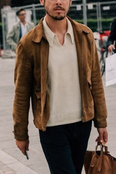 Mens Fashion Edgy, Smart Men, Mens Fashion Smart, Best Mens Fashion, How To Look Handsome, Brown Suede Jacket, Stylish Mens Outfits, Latest Mens Fashion, Mens Winter Fashion