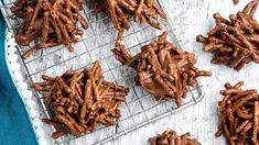 chocolate pretzels on a cooling rack ready to be eaten