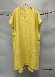 Spring Linen V-neck Kaftan, V-neck Linen Dress For The Beach, Summer V-neck Lagenlook Dresses, Casual V-neck Shift Linen Dress, Casual Linen V-neck Shift Dress, Casual V-neck Relaxed Fit Kaftan, V-neck Ramie Linen Dress, Casual Linen V-neck Kaftan, Relaxed Fit V-neck Lagenlook Dress