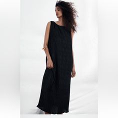 Brand New Zara Midi Black Dress, Zara Grey Midi Dress, Zara Dress, Zara Black, Zara Dresses, Colorful Dresses, Zara, Brand New, Womens Dresses