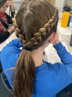 #hairideas #volleyball #sports #sportshair #braid #gameday #volleyballhair #braidideas #fyp #vball #viral Cherry Red Highlights, Cool Brown Hair Color, Cool Brown Hair, Hairstyles Elegant, Brown Hair Color Ideas, Cute Hairstyles For School, Kids Curly Hairstyles