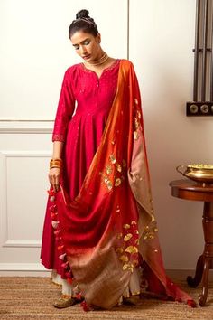 Shop for Loka by Veerali Raveshia Red Chanderi Silk Kalidar Kurta Set for Women Online at Aza Fashions Red Sequin, Silk Dupatta, Quarter Sleeve, Embroidered Silk, Three Quarter Sleeves, Three Quarter, Aza Fashion, Types Of Sleeves, Saree