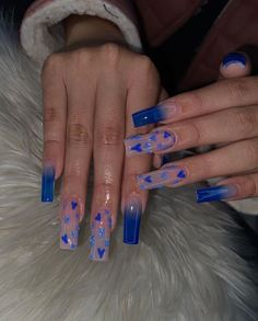 Acrylic Nails Ideas Almond, Blue Acrylic Nails Ideas, Royal Blue And Silver Nails, Baddie Almond Nails, Blue Nail Inspiration, Edgy Rings