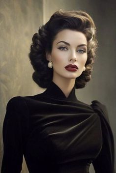 Aristocratic Beauty, French Glamour, Vintage Films, Glamour Hair, Classic Hollywood Glamour, Old Hollywood Glam, Poses References, Vintage Glam, Hollywood Glam