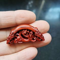 Smart Buys! Natural Ebony Carved ironwood Ruyi Pixiu Beast Netsuke necklace pendant 273 starting from $14.39 See more. 🤓 Ethnic Bag, Eco Green, Bohemian Bags, Boho Bag, Bag Vintage, Vintage Bags, Green Bag, Necklace Pendant, See More