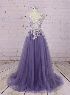 Resection Dress, Flower Party Dress, Quinceañera Ideas, Purple Tulle, Purple Wedding Dress, Purple Things, Dress Wedding Party, A Line Prom Dress, Purple Prom