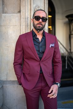 Bojoni Bath Slim Fit Burgundy Suit | VICLAN Vetements Shirt, Terno Slim Fit, Burgundy Tuxedo, Tuxedo Suit, Slim Fit Suit, Tuxedo For Men