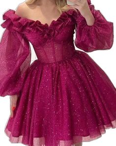 Outfit Verano, Formal Clothes, Outfit Ideas Summer, Celebrity Gowns, Hot Pink Shorts, Mini Homecoming Dresses, Outfit Autumn, Flora Dress, Outfit Styling