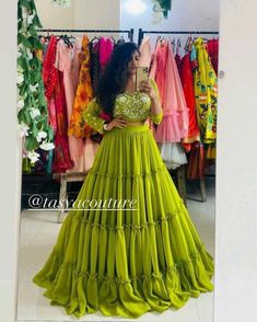 Long Frock Models, Haldi Outfits, Long Gown Design, Fancy Dresses Long, Kurti Designs Party Wear, Designer Lehenga