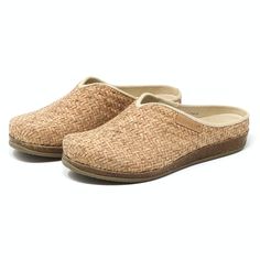 Cork Basket, Dress Mules, Wool Clogs, Walking On Sunshine, Comfort Fashion, Neutral Shoes, Clog Slippers, The Arch, Dress Shoes Womens