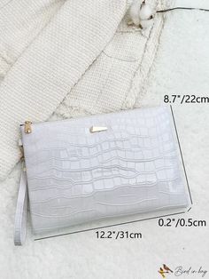 BirdinBag - Refined Crocodile-Embossed Square Handbag Dark Green Pattern, Crocodile Print, Inch Bag, Green Pattern, White Space, Bag Bag, Square Bag, Black Pattern, White Patterns