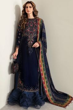 Velvet Formal Dress, Organza Suits, Velvet Sleeve, Velvet Suit, Embroidered Velvet, Chiffon Collection, Embroidered Dupatta, Velvet Collection, Dresses Chiffon